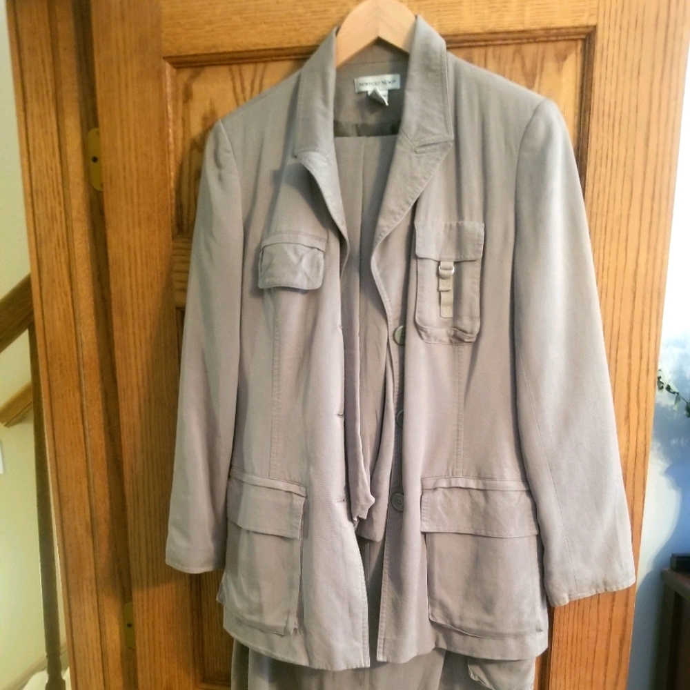 Jacket pantsuit skirt